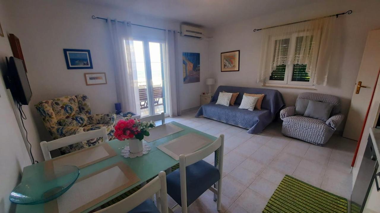 Oasis Apartments Sutivan Esterno foto